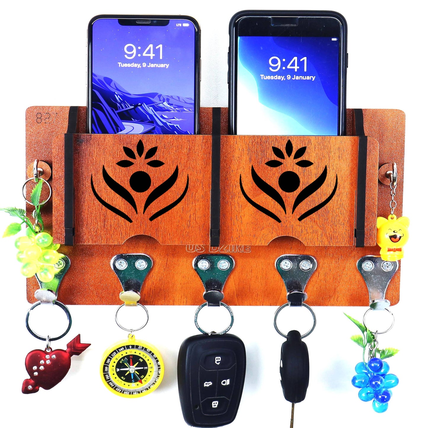 US DZIRE™ 1305 Antique Mobile Charging Stand Key Holder, Cloth Hanger Handcrafted Art For Home Decor Living Room Bedroom Wood Key Holder (7 Hooks, Brown)